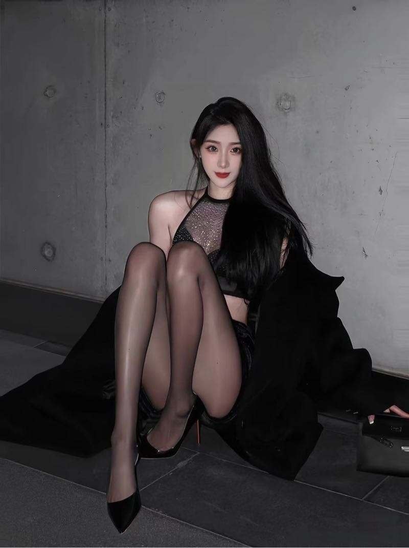 右手影院麻豆